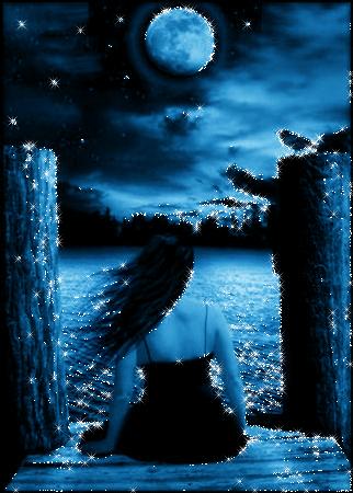 الشاعرة هدى صادق: عنيدة حتى بولادتى