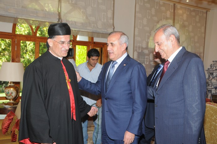 بري أولم تكريميا للبطريرك مار بشارة بطرس الراعي في المصيلح