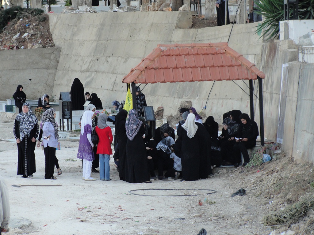 لم يتبق سوى رصاصة تحفر قبراً في دفتر مدرسة