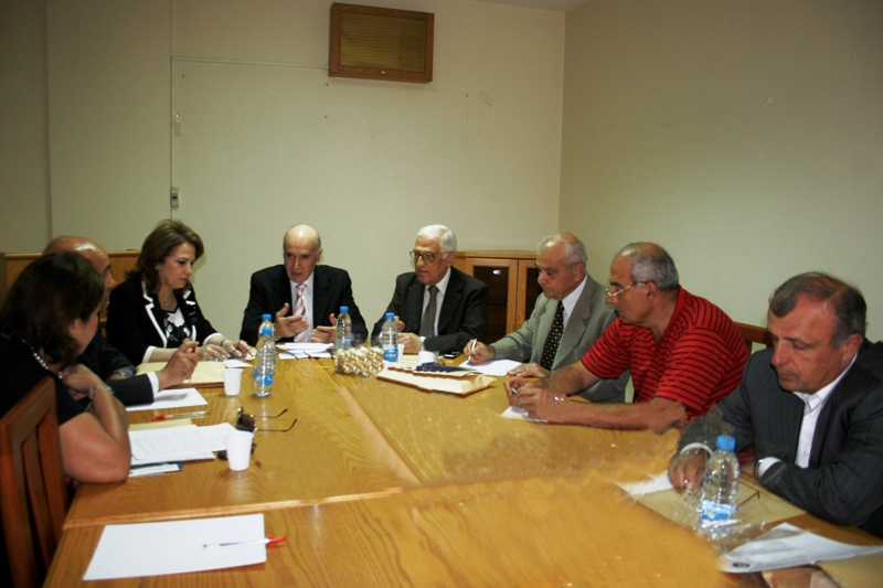 هيئة الرعاية لمركز  عامل تطلق حملة دعم لتجهيزه