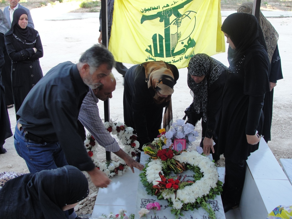 يا بيّي حبّيت شوفك عروس  ...