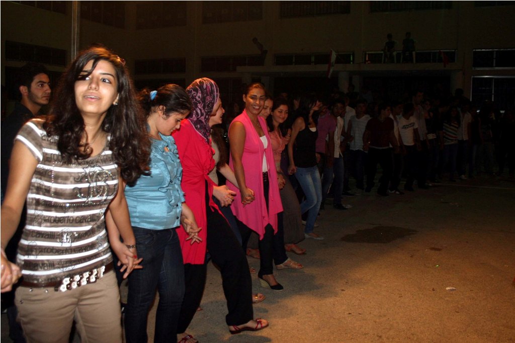 من مهرجانات المنطقة