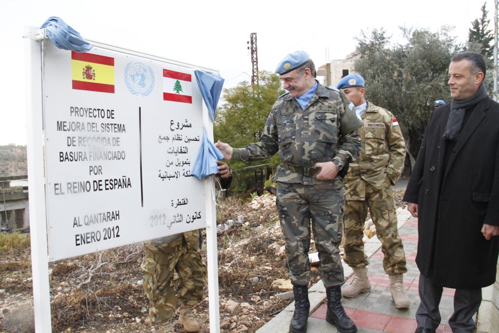 لبلدة أنظف، قدّمت الكتيبة الاسبانية العاملة في لبنان 150 مستوعبا للنفايات لبلدة القنطرة.