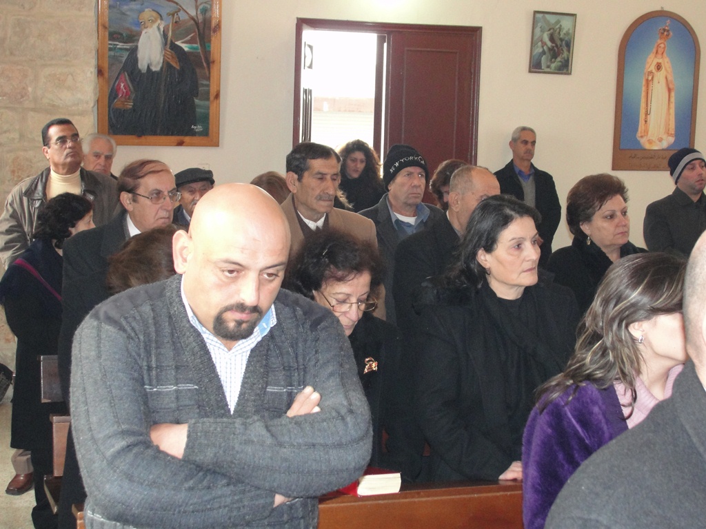 أم أسعد ونّا في ذكرى أربعينها