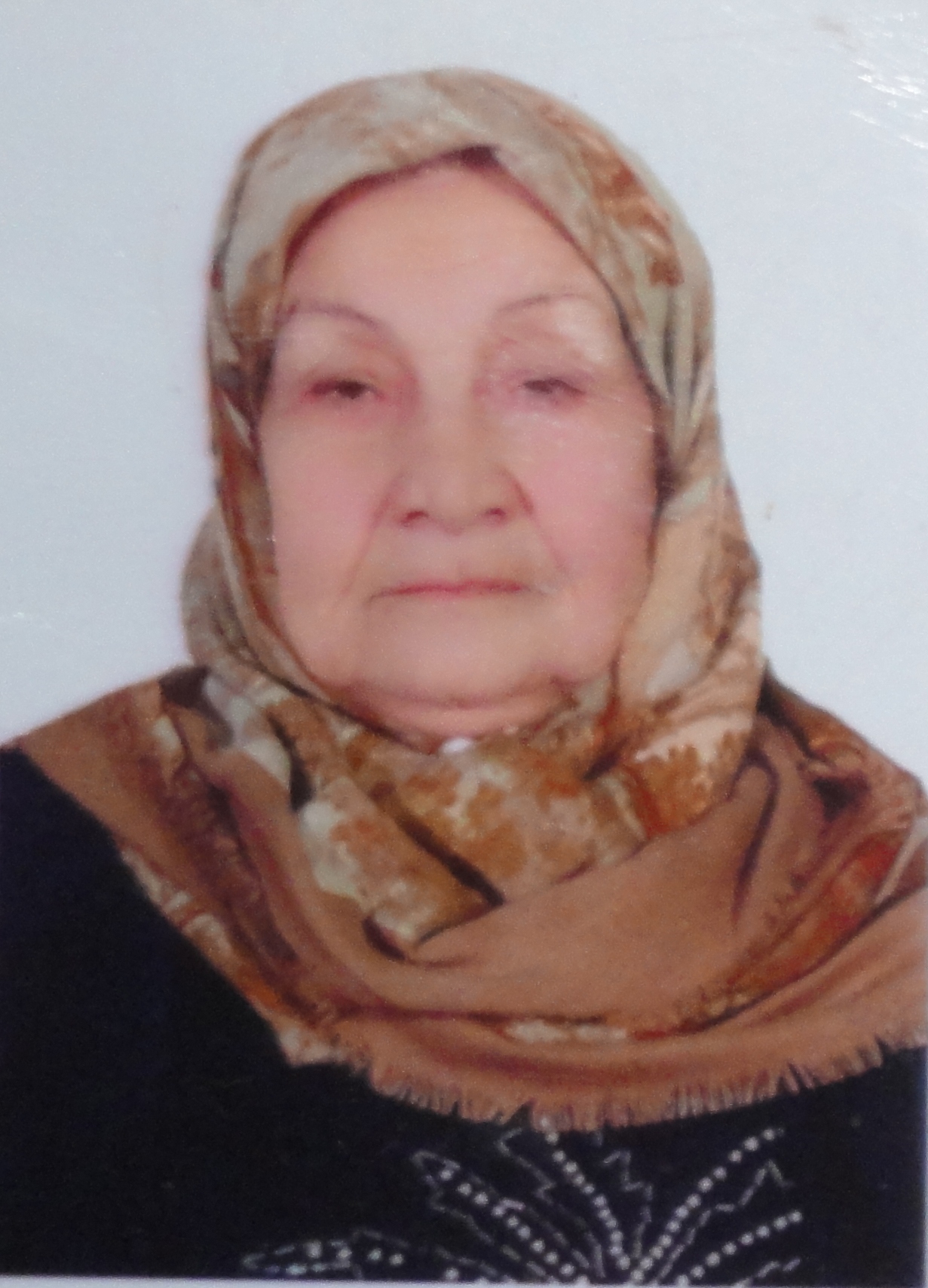 المرحومة الحاجة زينب سليمان نحلة - أم علي حيدر