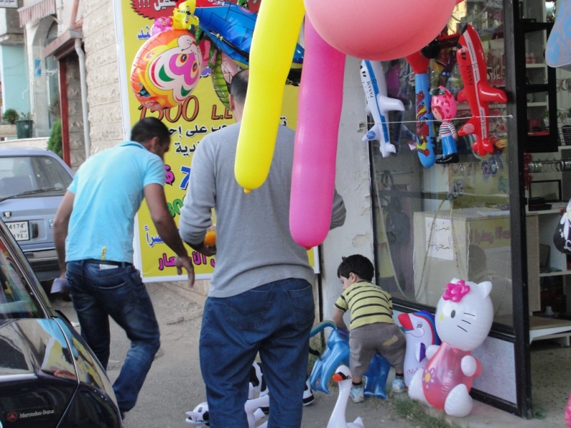 محل كويت ستورز.. تشكيلة متنوعة