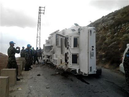 الآلية العسكرية النيبالية وآثار الدماء عليها