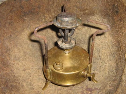 دخنة  الكاز  وشحتار  أسود بيعبقو   لما ولّع البابور