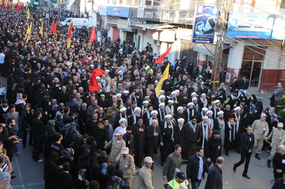 مسيرة حسينية حاشدة لحزب الله في النبطية حت شعار لبيك يارسول الله