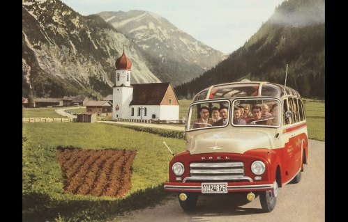 بوسطة الخيام‎..  كانت تنقل ركاباً وأخباراً