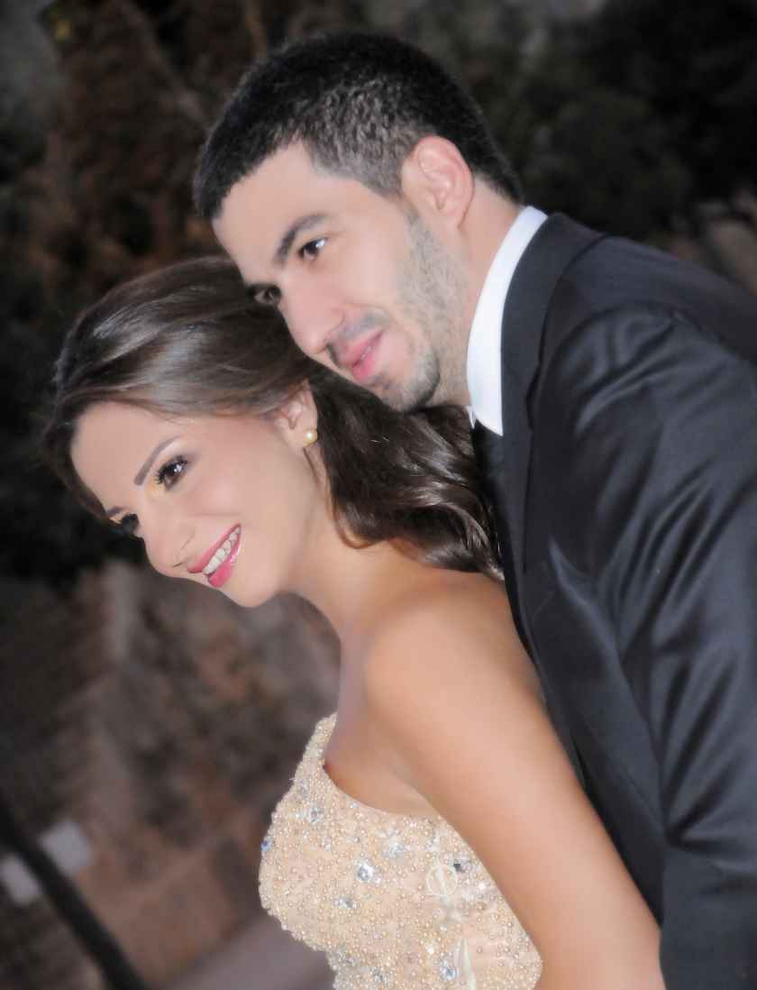 يارا عبدالله والمهندس حسن قبيسي أعلنا الخطوبة في حفل عائلي بهيج