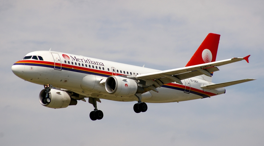 Meridiana Fly EI-DEY in Barcelona (Catalonia)