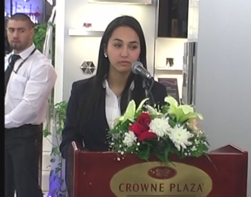 فرح.. حفيدة أبو عصام و فرحته‎ تلقي كلمة ترحيب بالضيوف