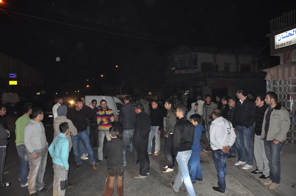 إقفال أوتوستراد النبطية - صور إحتجاجاً على الاستنسابية في التغذية الكهربائية