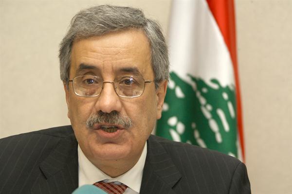 الوزير المستقيل شربل نحاس