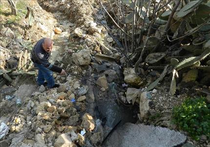 جدول المجاري المحاذي لتمديدات المشروع