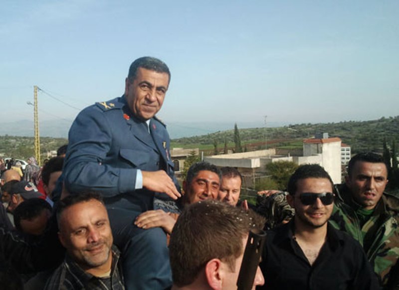 بلدة بليدا تستقبل إبنها العميد خليل إبراهيم بالاهازيج ونثر الارز