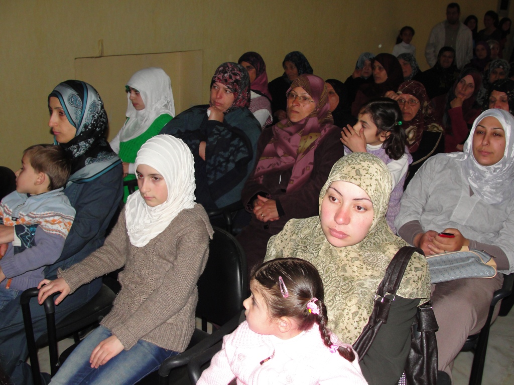 الحفل السنوي الذي أقيم في مركز محمد طويل إكراماً للأمهات الخياميات