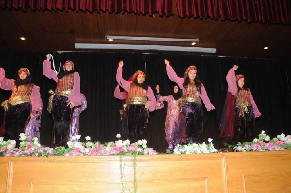 رقصات فولوكلور