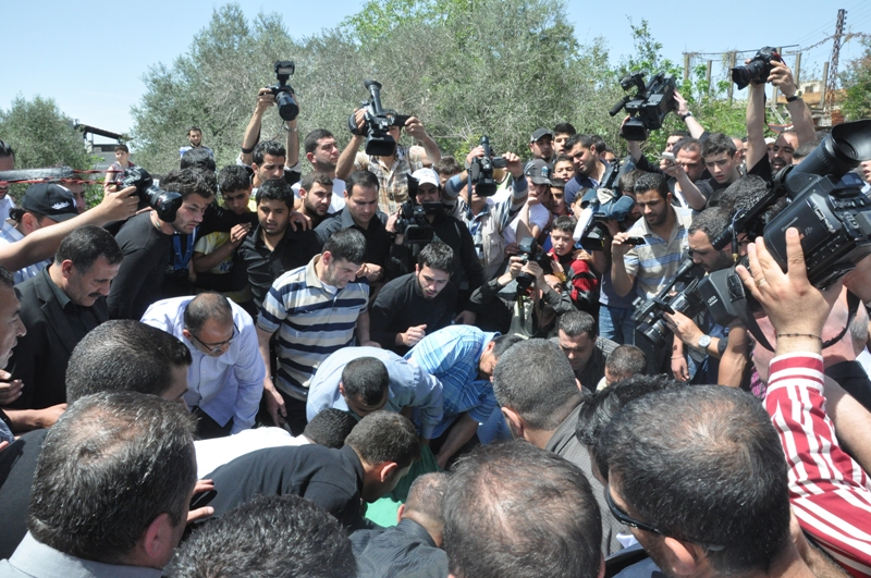 من تشييع علي شعبان