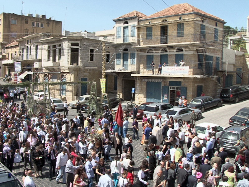 DSC06384 FOTO GEORGE  ACHY - ساحة مرجعيون تغص بالمؤمنين في زياح الشعانين