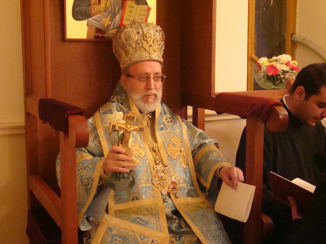 DSC08037_ PHOTO GEORGE ACHY - المطران الكفوري يحتفل بقداس أحد الشعانين في برج الملوك