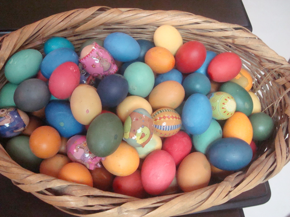 - البيض رمز عيدالفصح