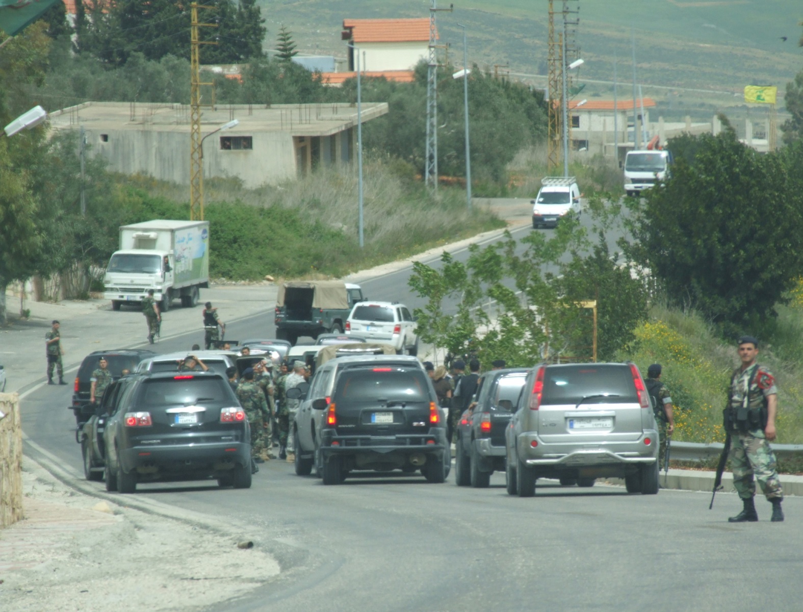 قائد المنطقة الوسطى في الجيوش الأميركية يجول جنوبا‎ً على الخط الأزرق