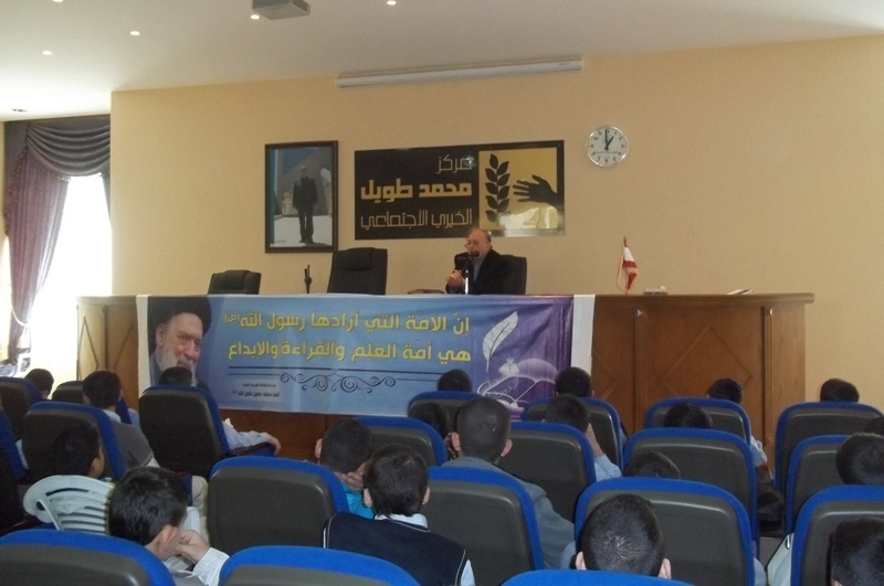 محاضرة حول أهمية الكتاب والمطالعة في مدرسة عيسى بن مريم‎