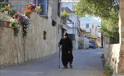 راحة البال هنا لكن الأهل هناك (عباس سلمان)