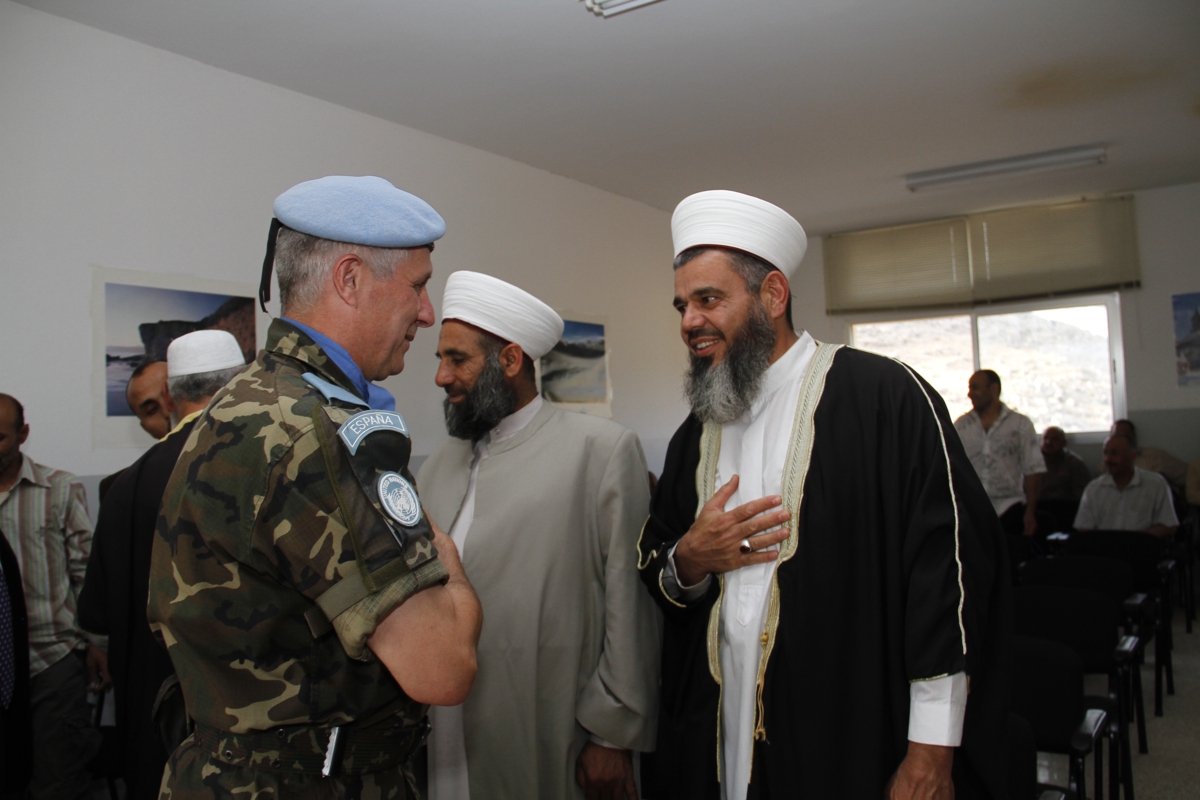  حفل تدشين مصابيح تعمل على الطاقة الشمسية في عين عرب بتمويل من المملكة الاسبانية