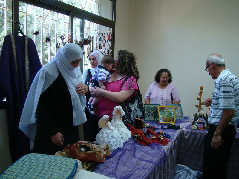 معرض الاشغال ا ليدوية لذوي الاحتياجات الخاصة في مركزالعرقوب