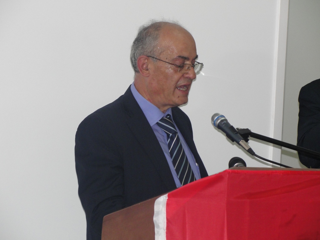 الأستاذ سعيد الضاوي.. عربف الحفل