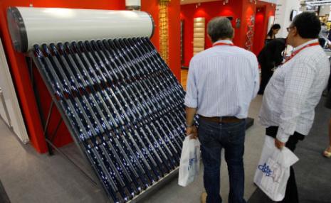 أكثر من 20 بلدة تنوي تأمين سخانات على الطاقة الشمسيّة