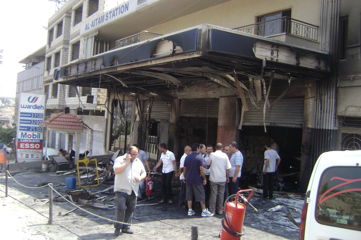 محطة الايتام بعد احتراقها