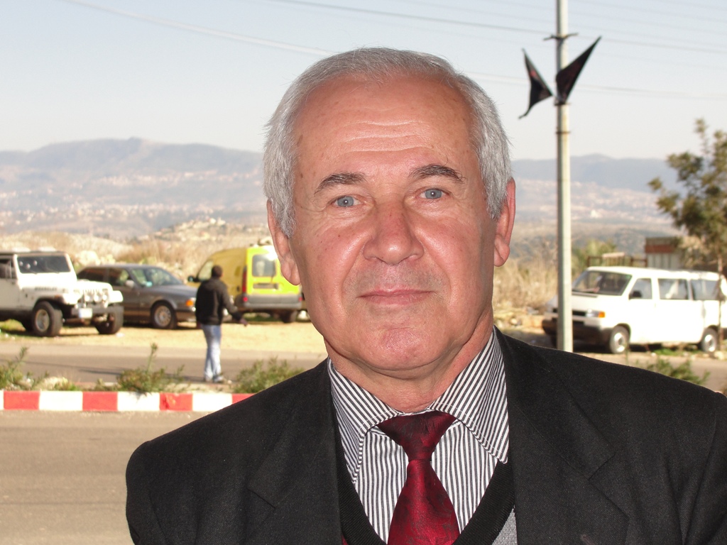 الدكتور قاسم القادري رئيس بلدية كفرشوبا البلدة التي  تخلع عنها ثوب التهميش والحرمان والإلغاء وتتحدى العدو