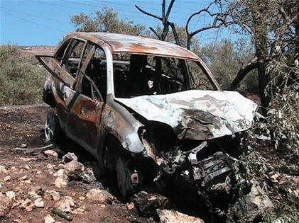 السيارة التي نجا منها ركابها الأربعة