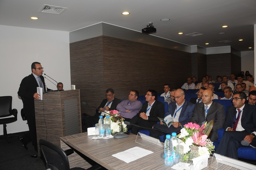 مدير عام مستشفى النبطية الحكومي ورئيس مجلس الادارة الدكتور حسن  وزنة متحدثاً