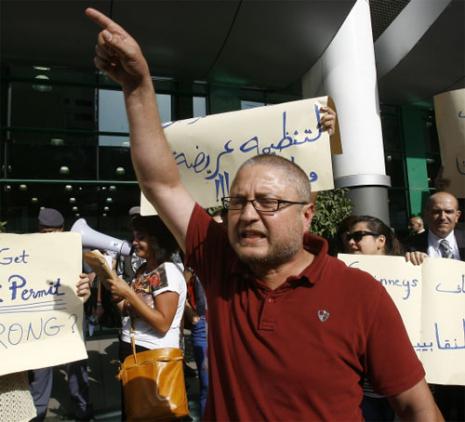 من الاعتصام أمام «سبينس» الجمعة احتجاجاً على صرف موظّفين أعضاء في اللجنة التأسيسية لنقابة عمّال الشركة (مروان طحطح)