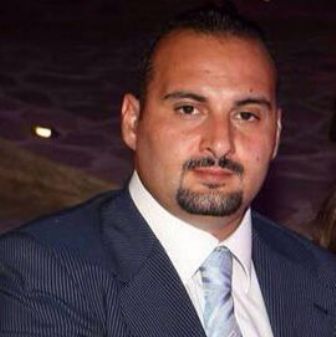 يا ربّ.. لماذا يرحل الإبن قبل أبيه وأمه؟