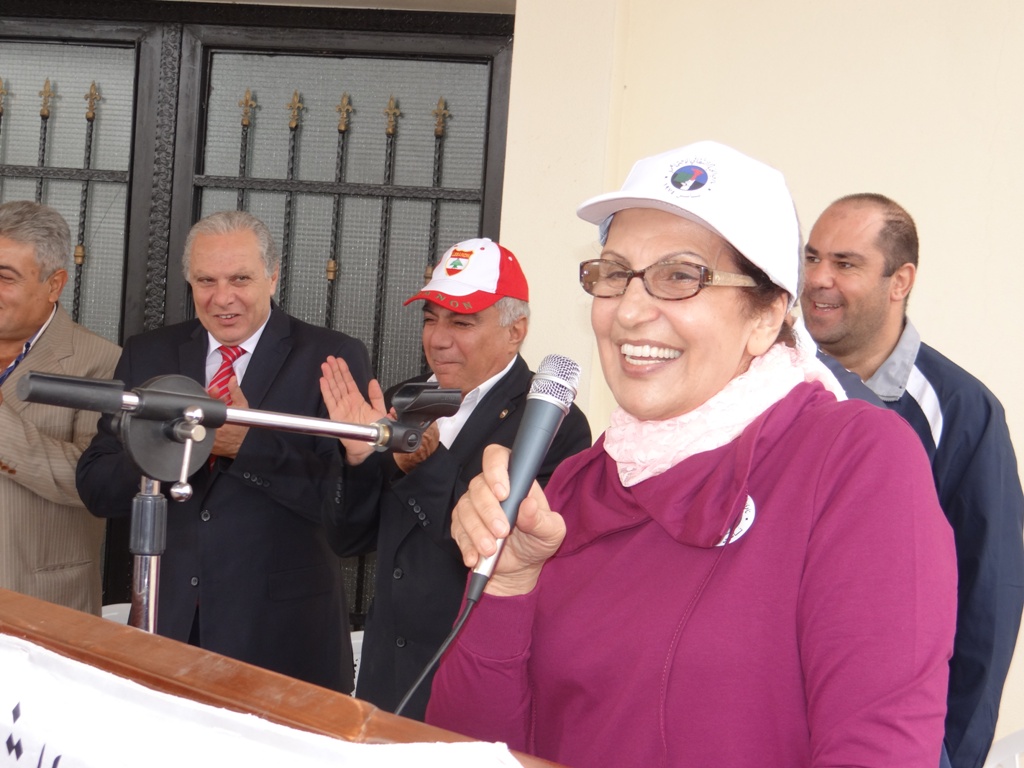 الأستاذة وداد يونس تلقي كلمتها