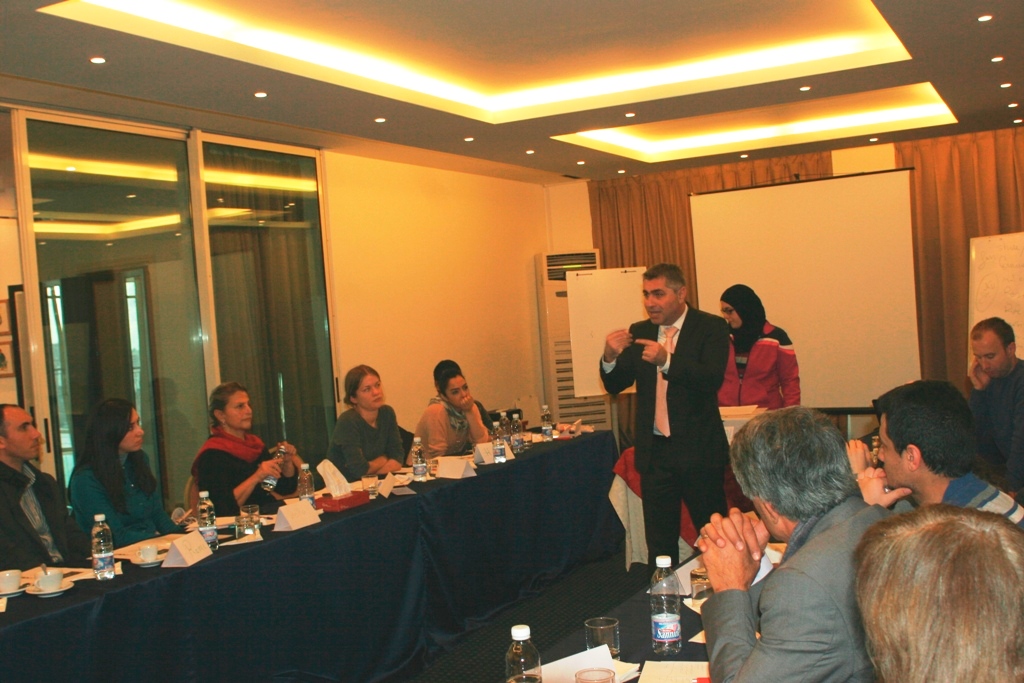 «عامل» تقيم يوم تدريبي لتعزيز روحية الفريق