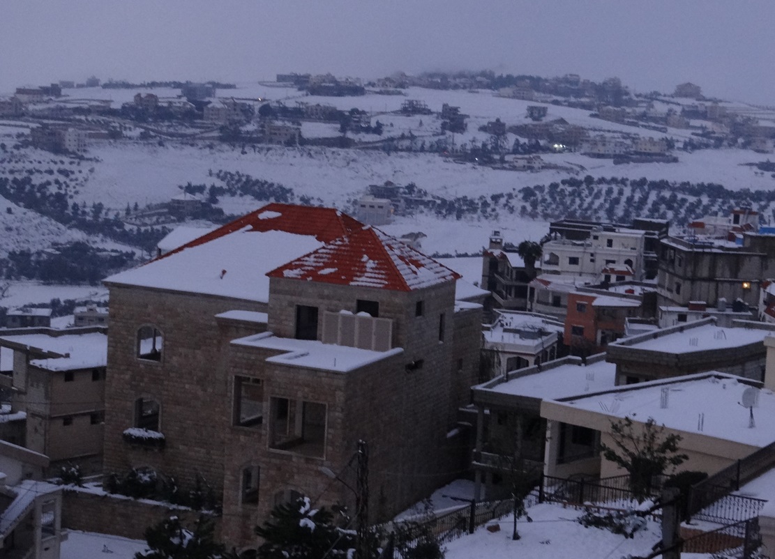 صورة الخيام الحقيقية.. بإظهار شوارعها وبيوتها وفللها وقصورها الجميلة