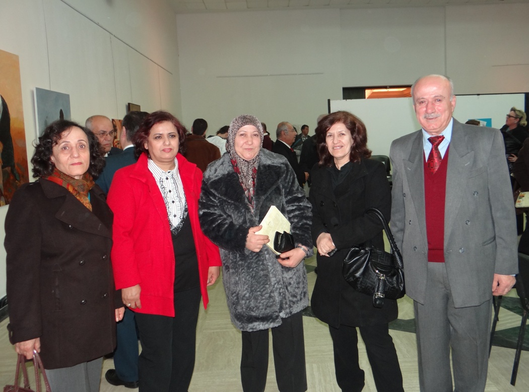 صورة من المعرض الذي أقامه الدكتور يوسف غزاوي في قصر الأونيسكو