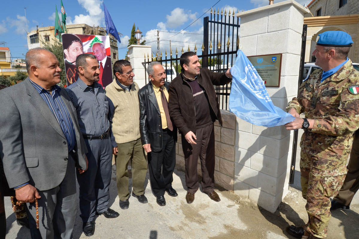 اليونيفيل الإيطالية تدشن القصر البلدي في دير قانون النهر- قضاء صور .
