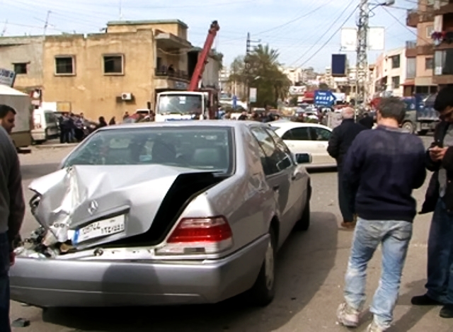 شاحنة تجتاح سبعة سيارات في النبطية وتلحق بها اضراراً  مادية جسيمة