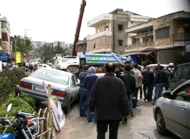 شاحنة تجتاح سبعة سيارات في النبطية وتلحق بها اضراراً  مادية جسيمة