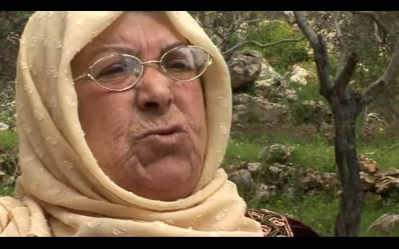 خديجة عكر: طفلي أنقذني