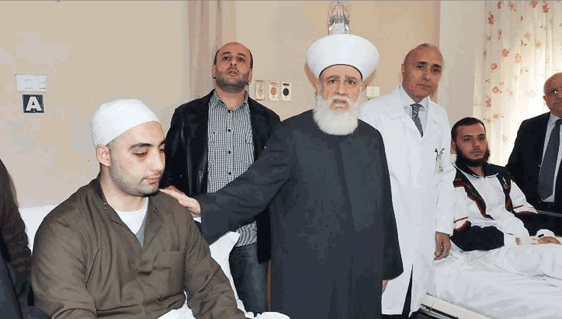 المفتي قباني يزور الشيخين اللذين تعرضا للاعتداء