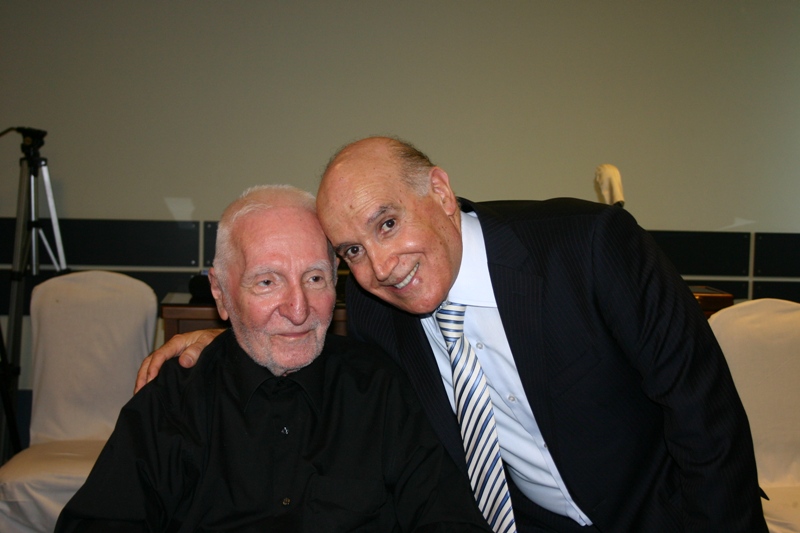 الدكتور كامل مهنا والمطران غريغوار حداد